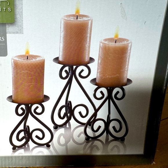 NWT Iron Candle Scroll Set of 3 - Picture 10 of 10